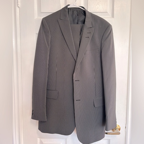 Simons Suit Jack and Pants Set - Picture 2 of 3